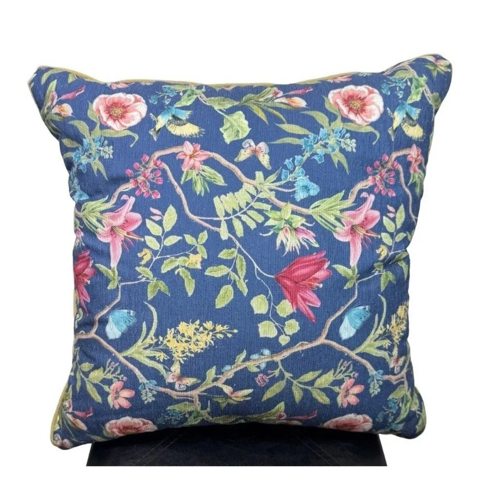 Rachel Ashwell THE FARMHOUSE Pillows 19